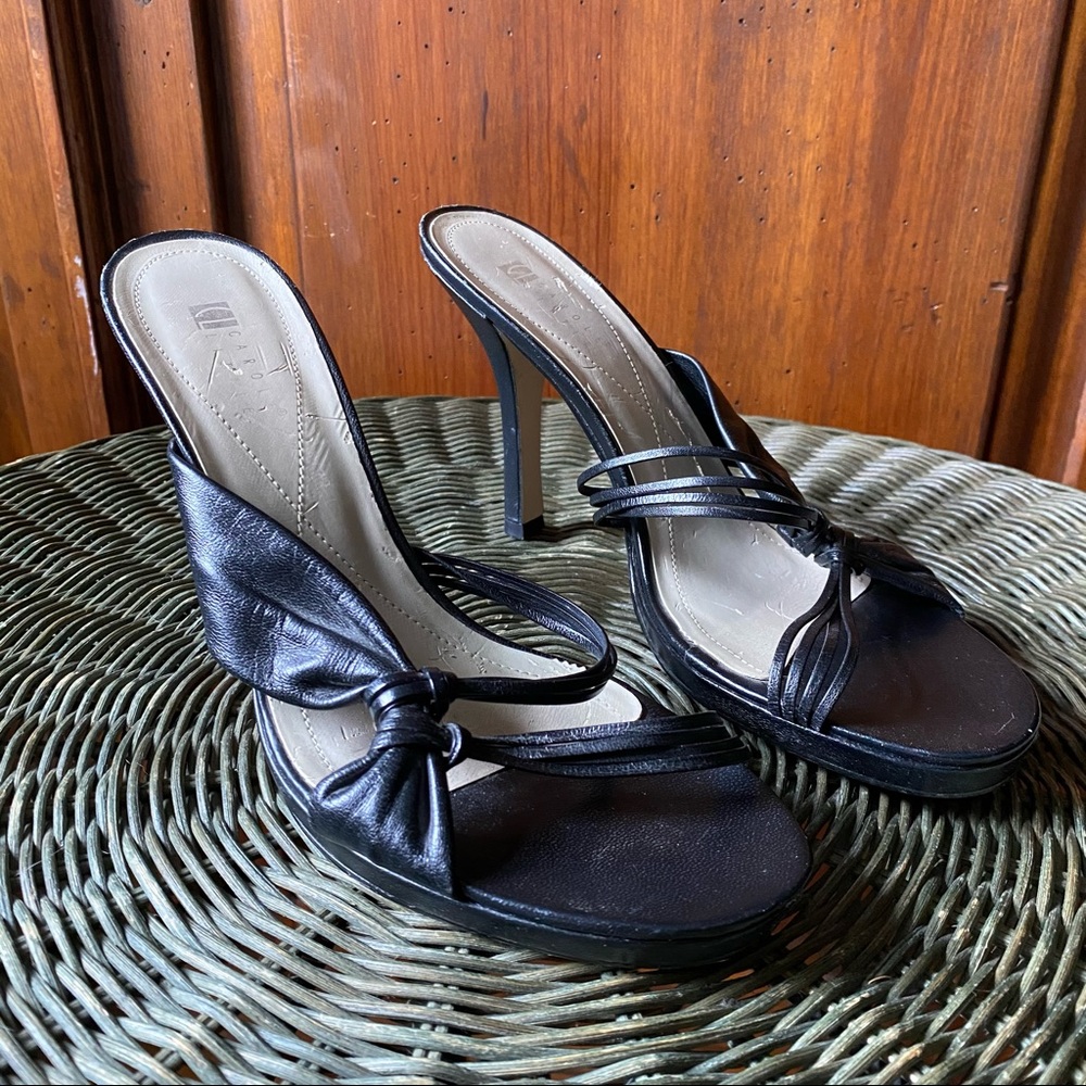Black high heels 👠 9M 🛍🌺 Free in bundle! - Picture 10 of 10